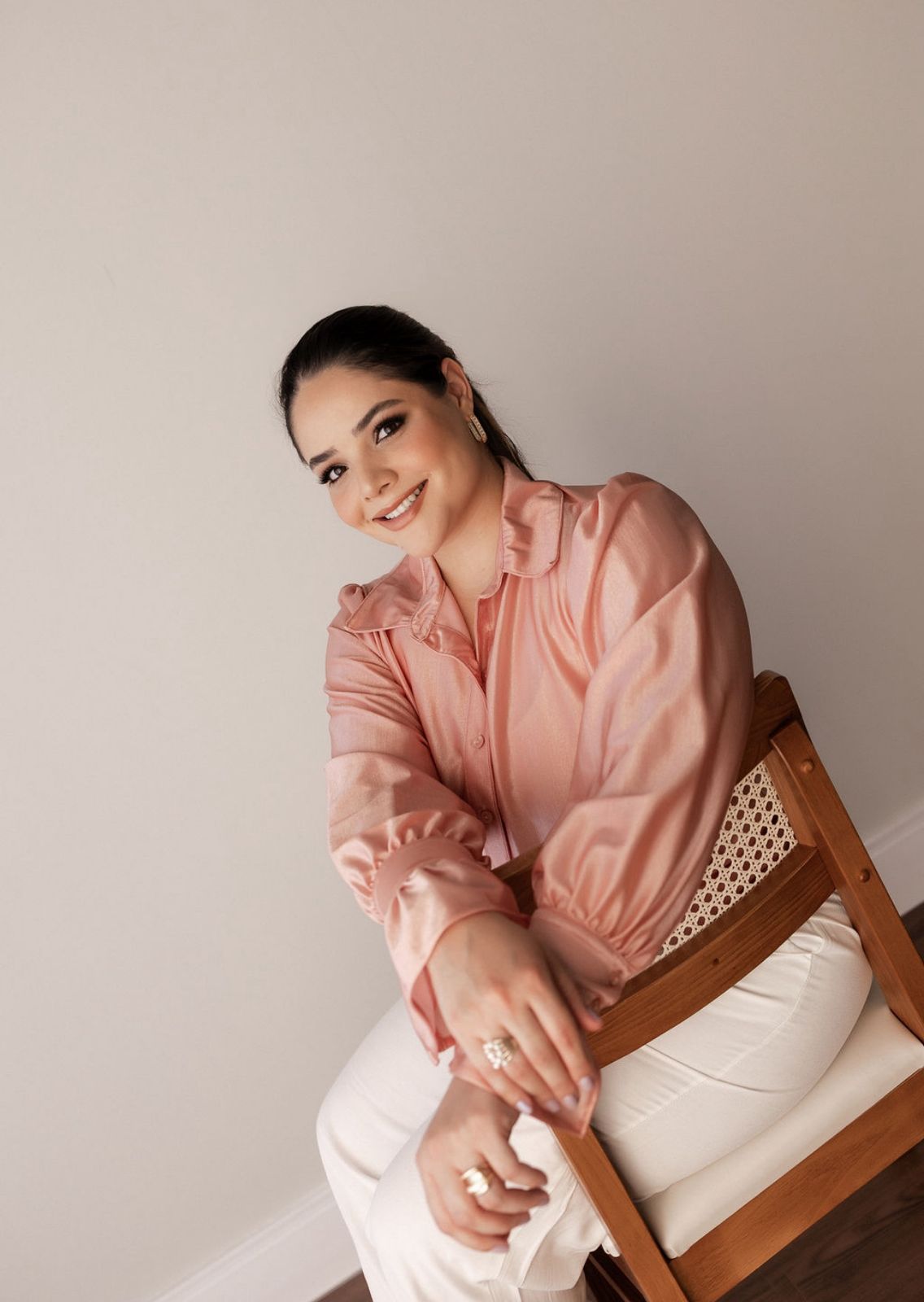 Dra. Gabriela Fabri em ensaio profissional